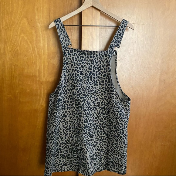 SO Leopard Print Overall Dress with Pockets - Picture 6 of 6